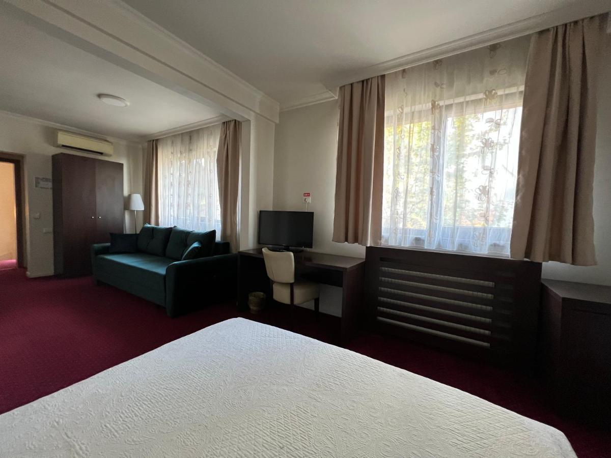 Eden Boutique Accommodation Бухарест Екстер'єр фото