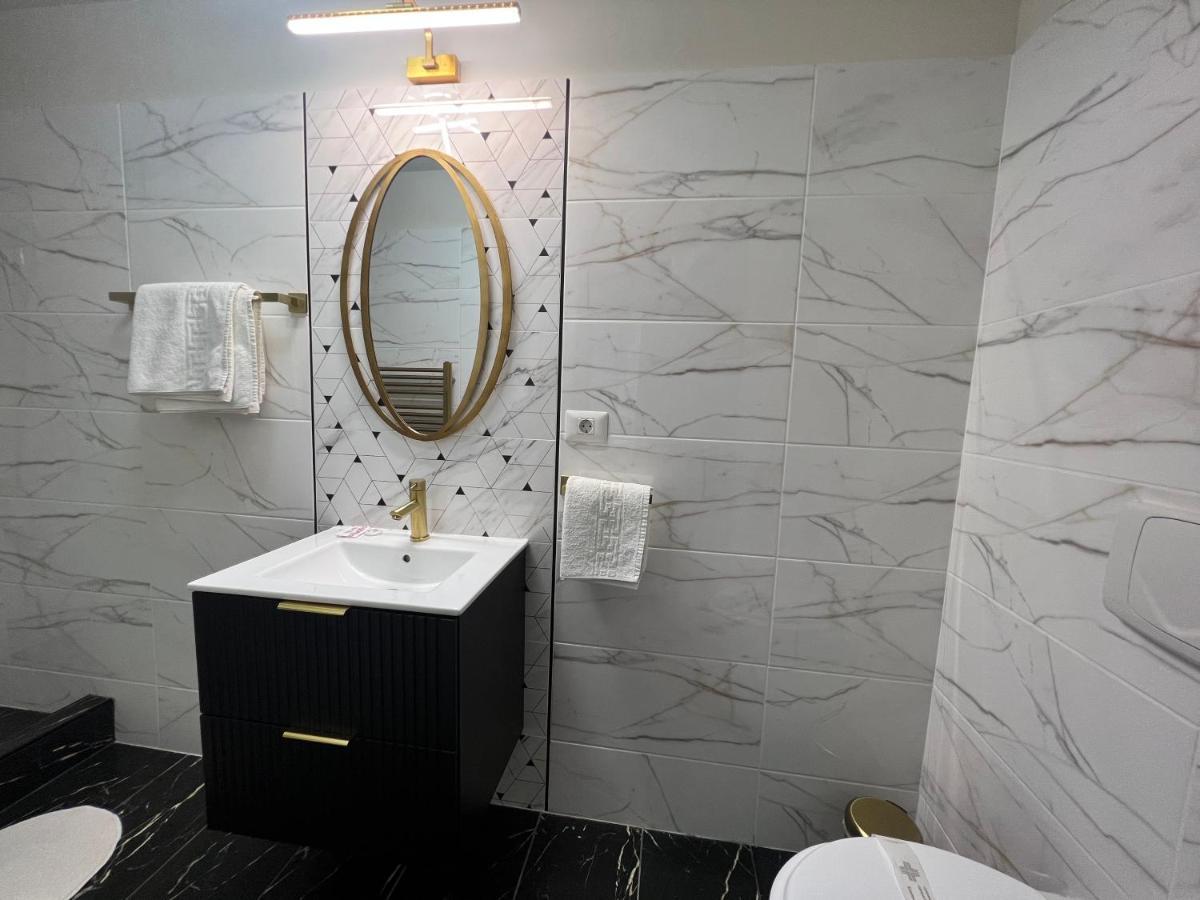 Eden Boutique Accommodation Бухарест Екстер'єр фото
