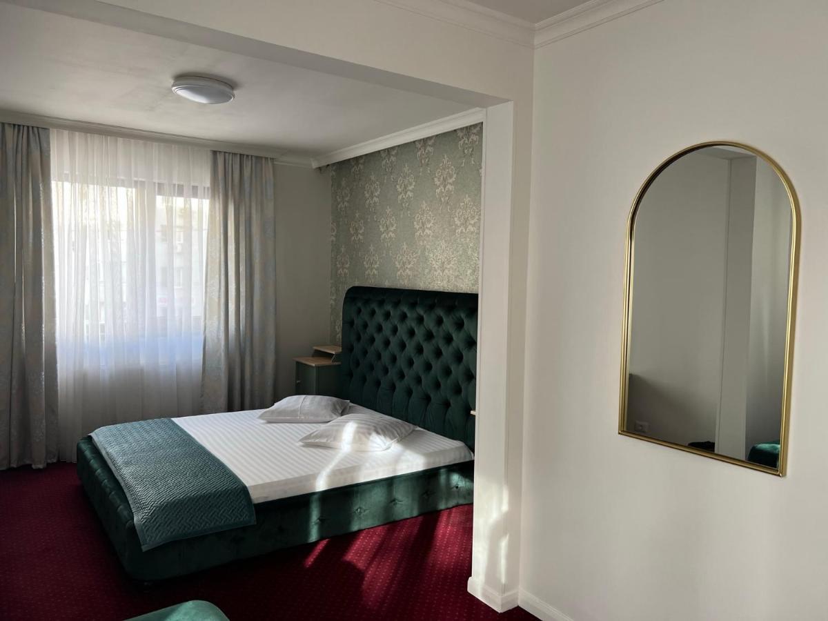 Eden Boutique Accommodation Бухарест Екстер'єр фото