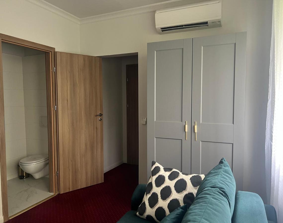 Eden Boutique Accommodation Бухарест Екстер'єр фото