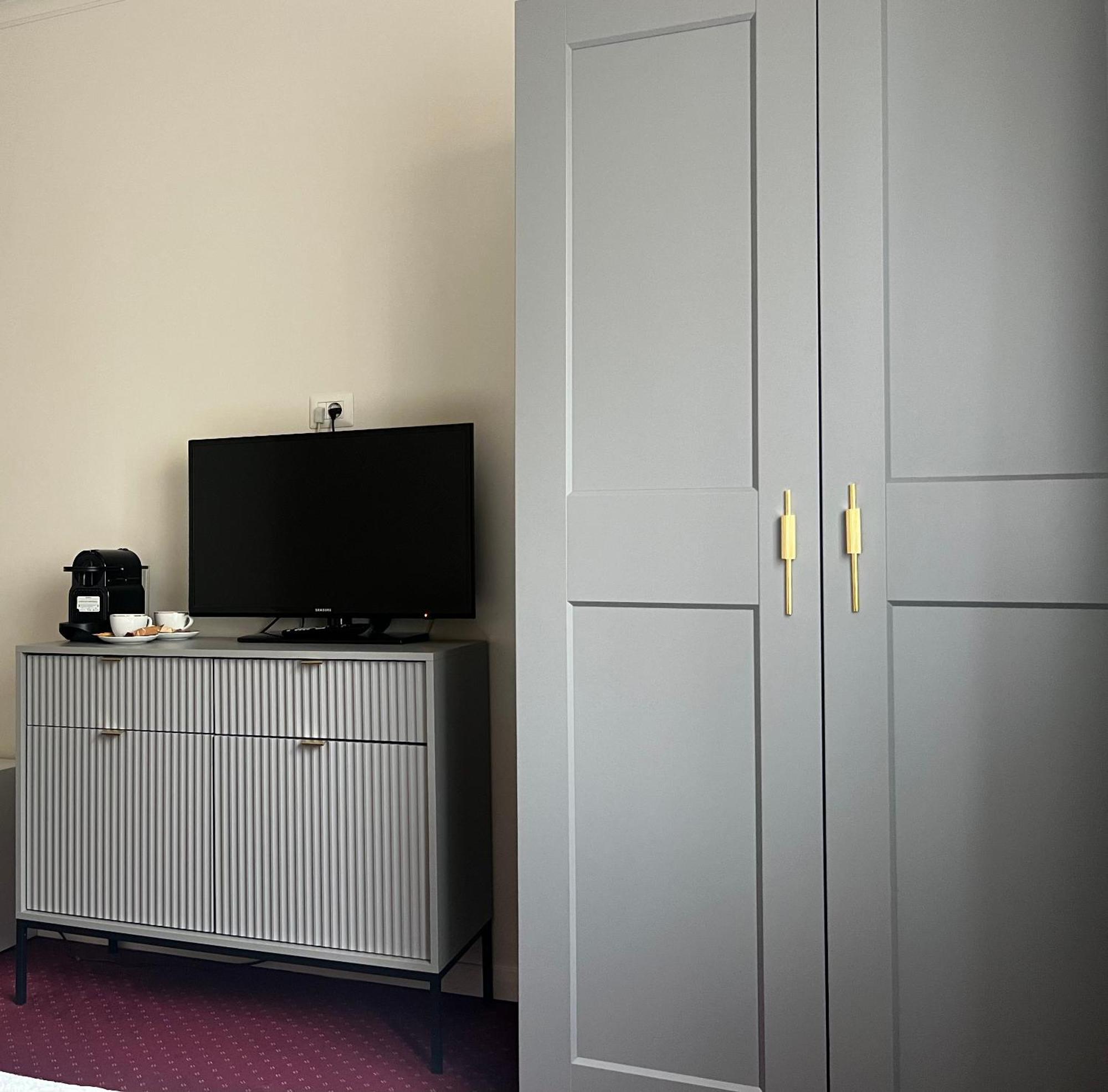 Eden Boutique Accommodation Бухарест Екстер'єр фото